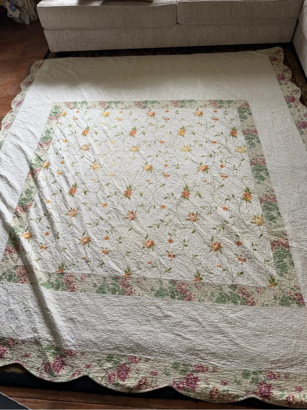 Source Unknown lightweight quilt